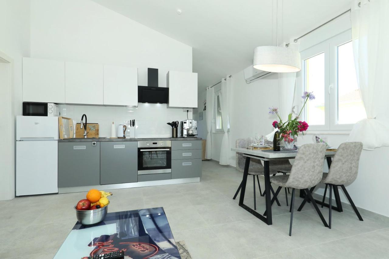 Apartment Gaby Bozava Ngoại thất bức ảnh